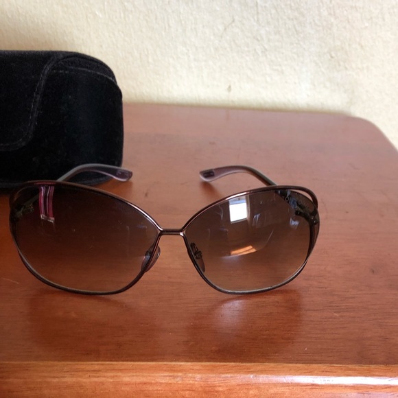 Tom Ford Accessories - Tom Ford shades with case